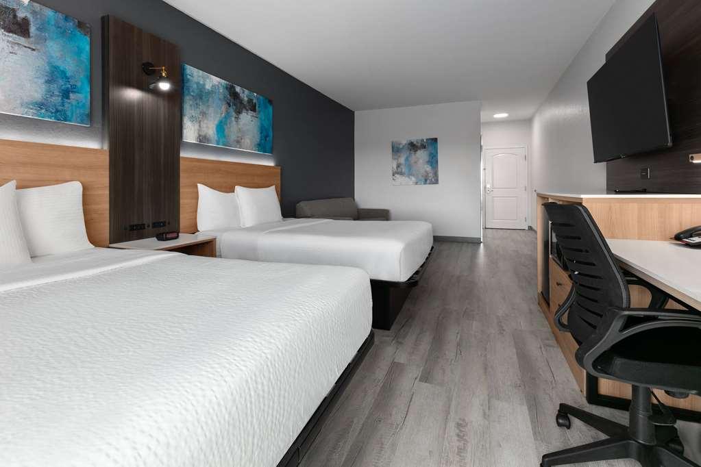 La Quinta Inn & Suites By Wyndham Ft Worth-Burleson Room photo